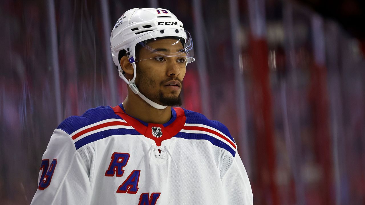 Rangers extend restricted free agent K'Andre Miller