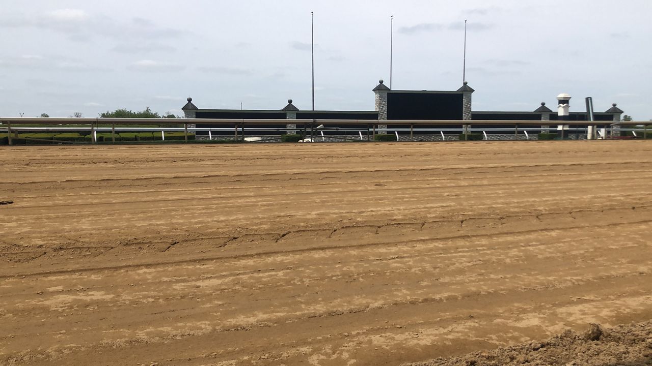 Preparations started at Keeneland for Derby