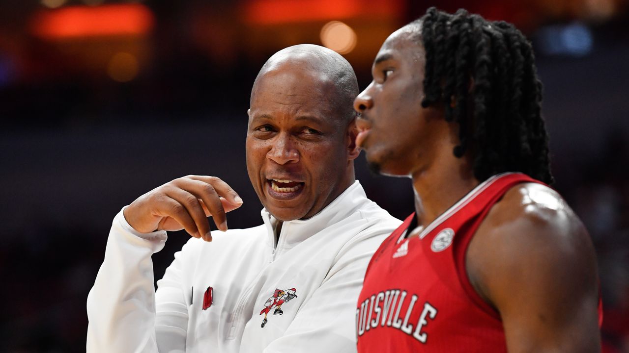 Louisville defeats New Mexico State 90-84 in overtime