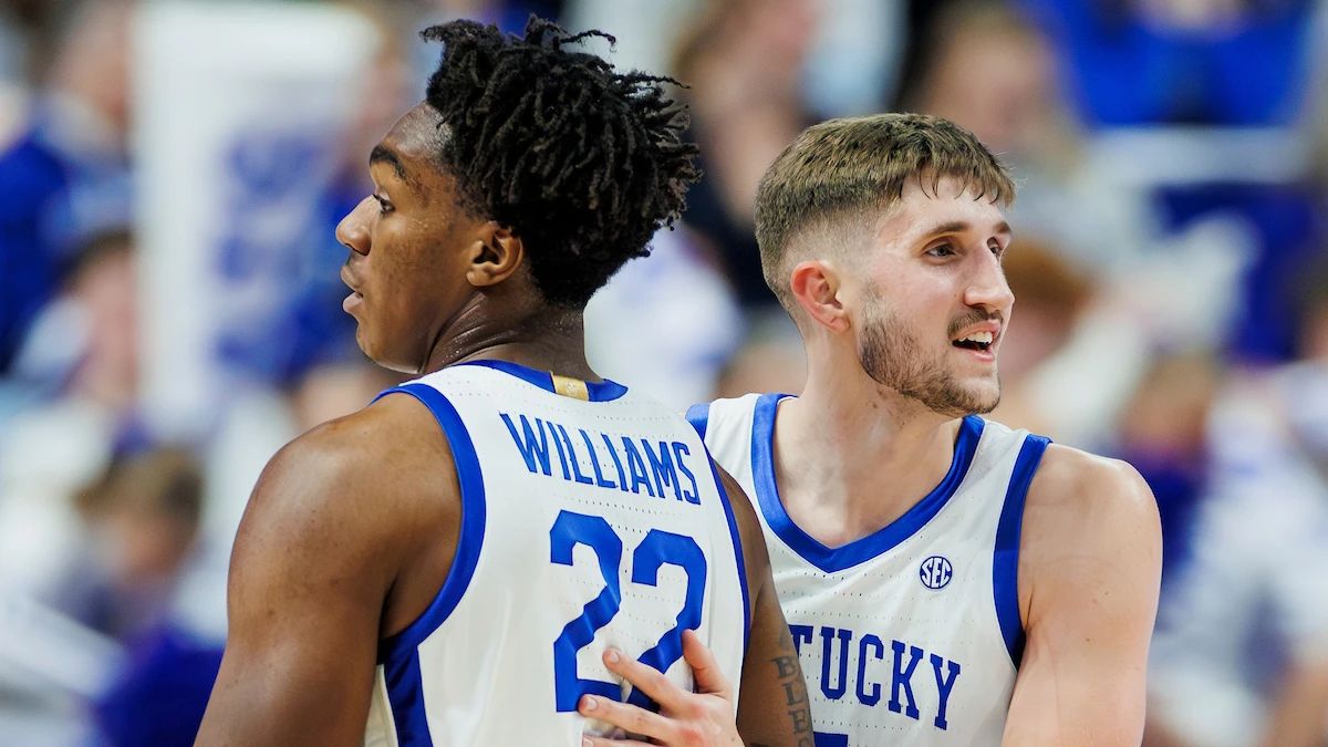 No. 8 Kentucky outlasts Western Kentucky 87-68