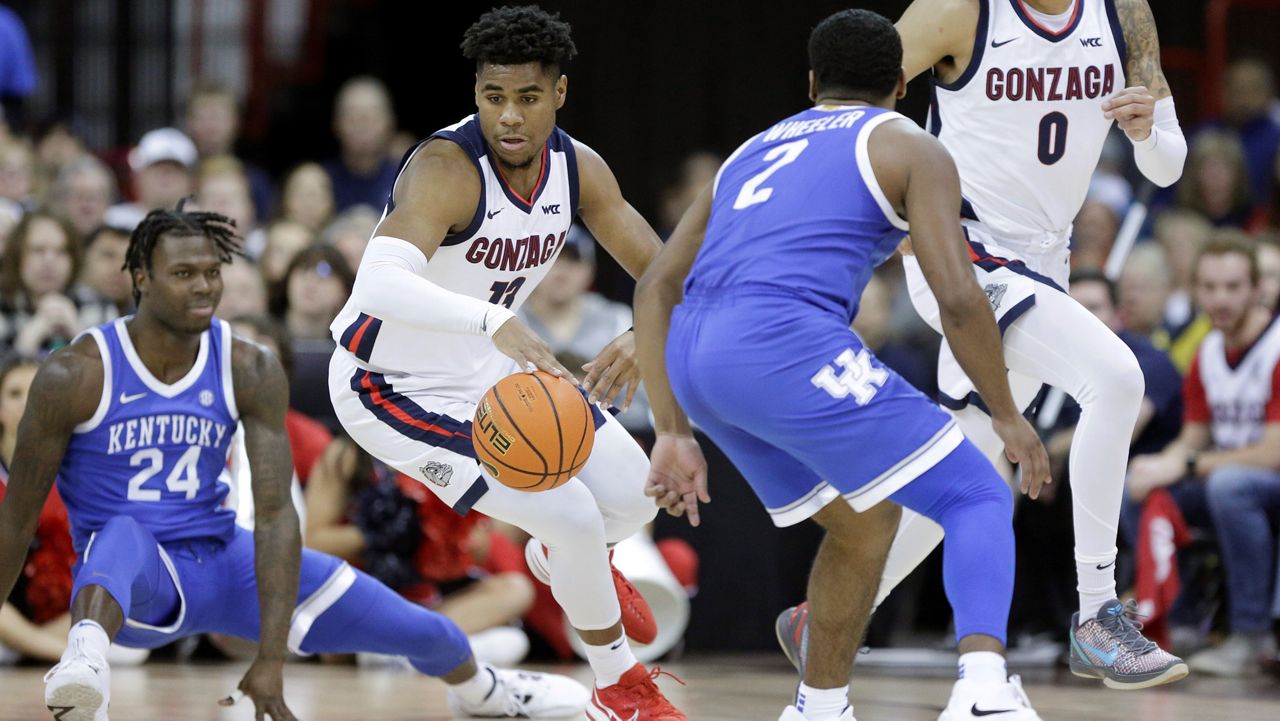 Bolton's 24 points lead No. 2 Gonzaga over No. 4 Kentucky