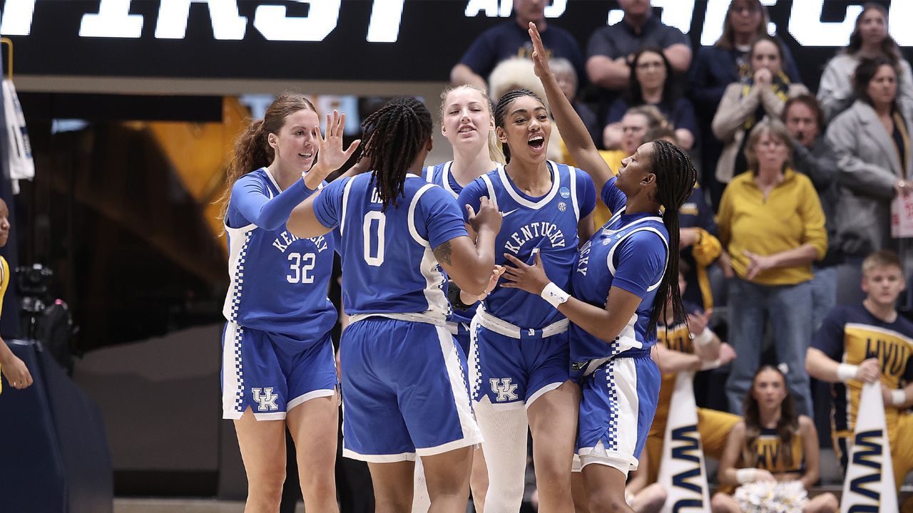 Kentucky women beat West Virginia 74-73 to secure Sweet 16 trip