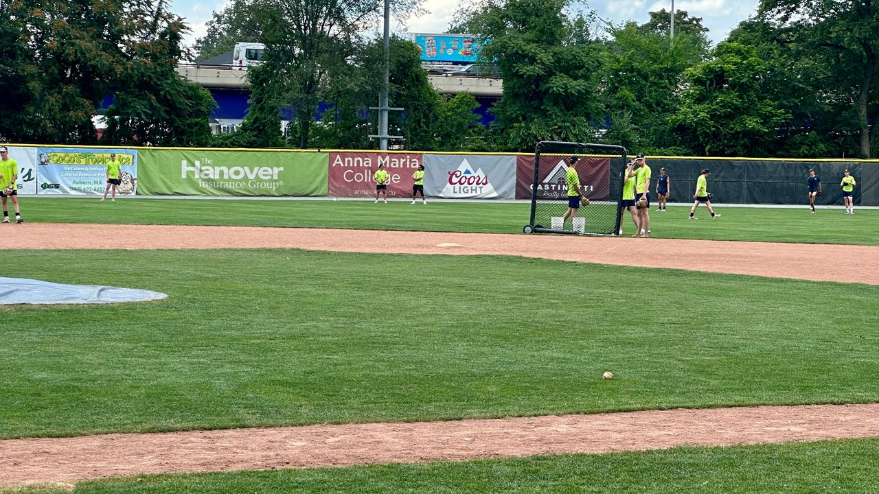 The Bravehearts during Batting Practice before a recent game (Spectrum News1/Kevin Shea)