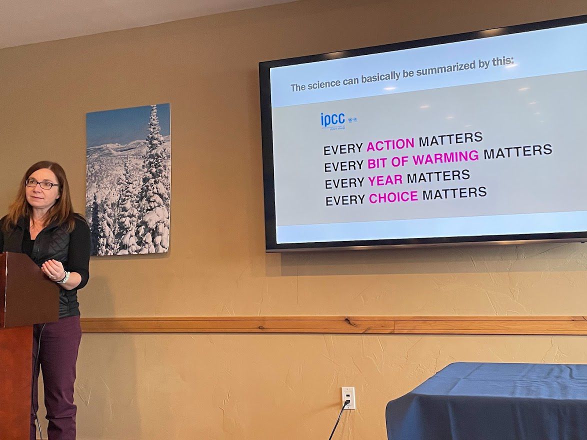 Dr. Katharine Hayhoe presents to a group of meteorologists in Steamboat Springs, Colorado. (Spectrum News/Maureen McCann)