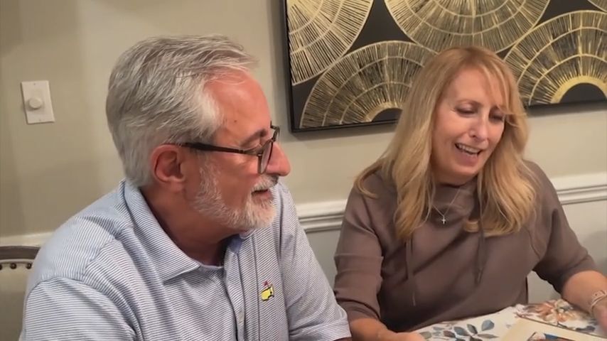 Mary Liapis, right, has polycystic kidney disease and is waiting for a kidney donor. Her brother, Bill, left, received a kidney from a donor after suffering for 30 years with the disease. (Spectrum News 1)