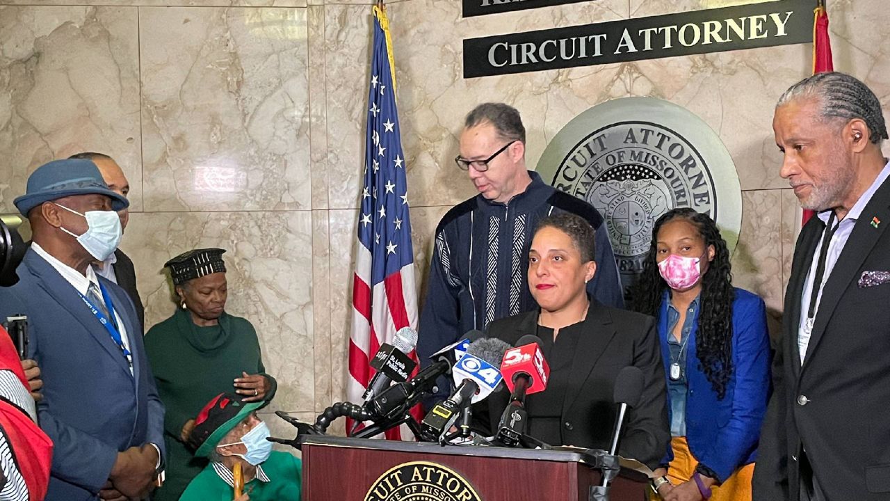 St. Louis Circuit Attorney Kim Gardner defended her office action taken Thursday by Missouri's Attorney General to have her removed from office. Gardner spoke to reporters outside her downtown St. Louis office with a group of supporters. (Spectrum News/Gregg Palermo)