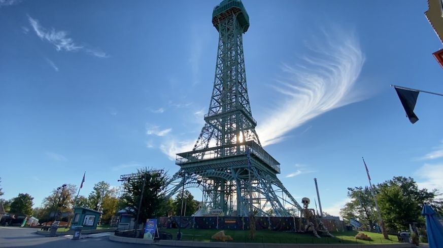 How Tall is The Eiffel Tower? - KeeKee's Big Adventures