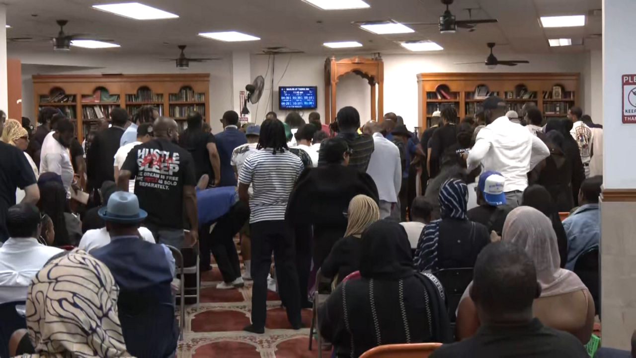 Funeral held for former college basketball player killed in Harlem shooting