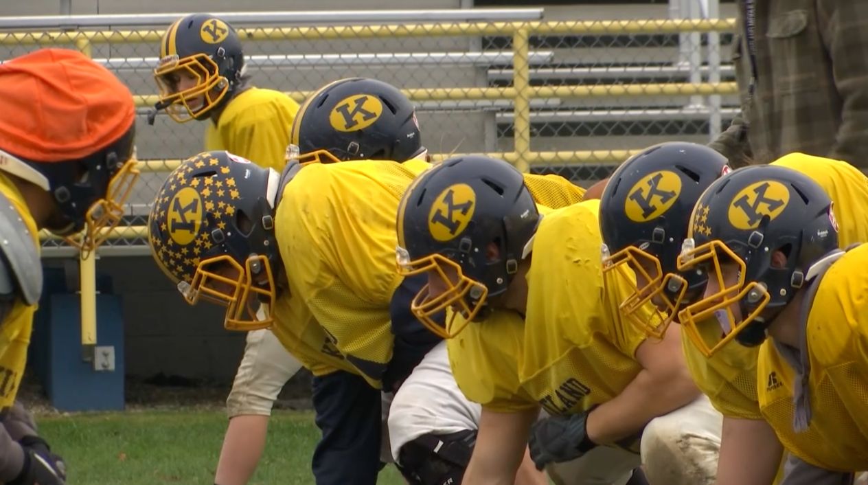 Kirtland football team