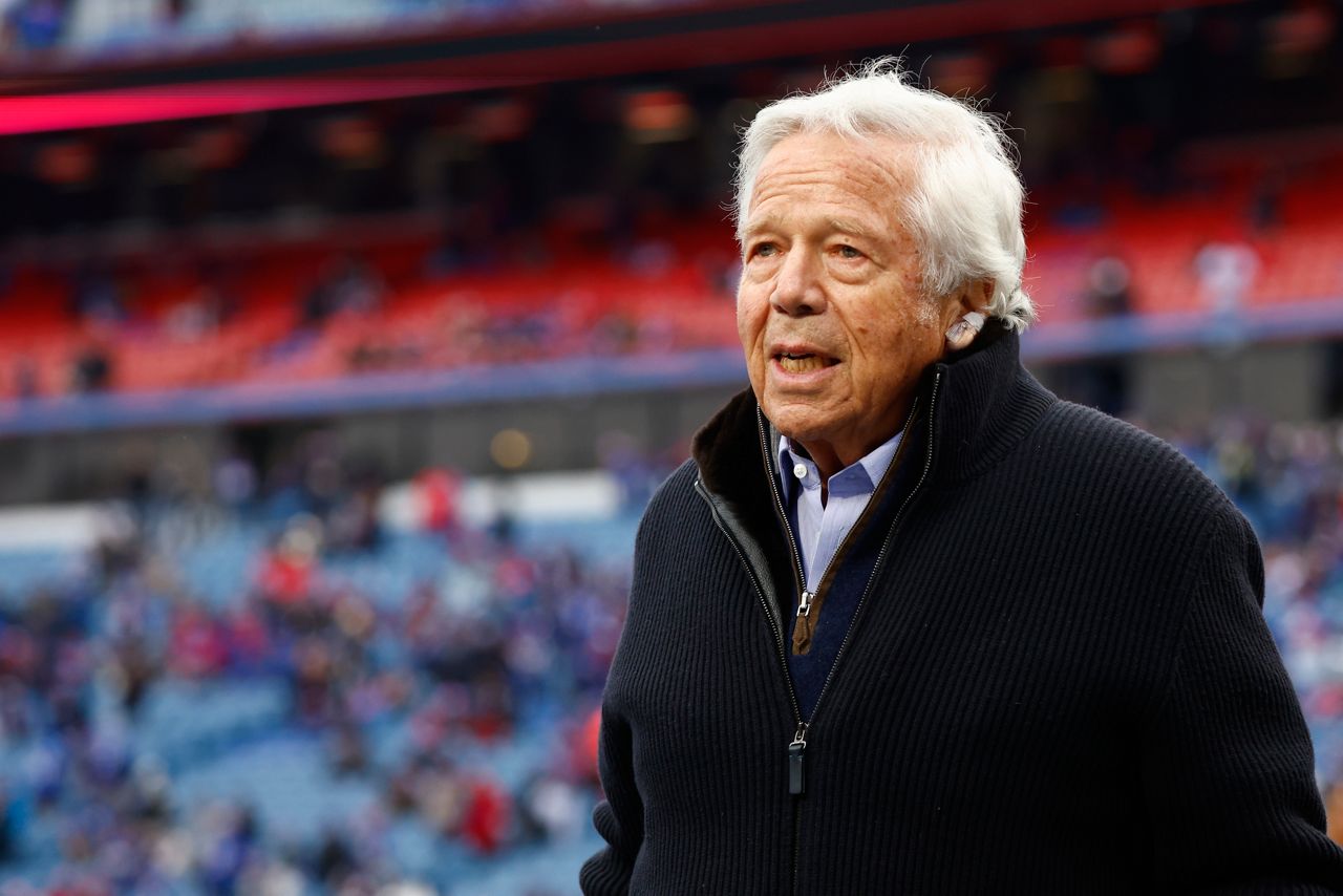 The Day Robert Kraft Bought the New England Patriots