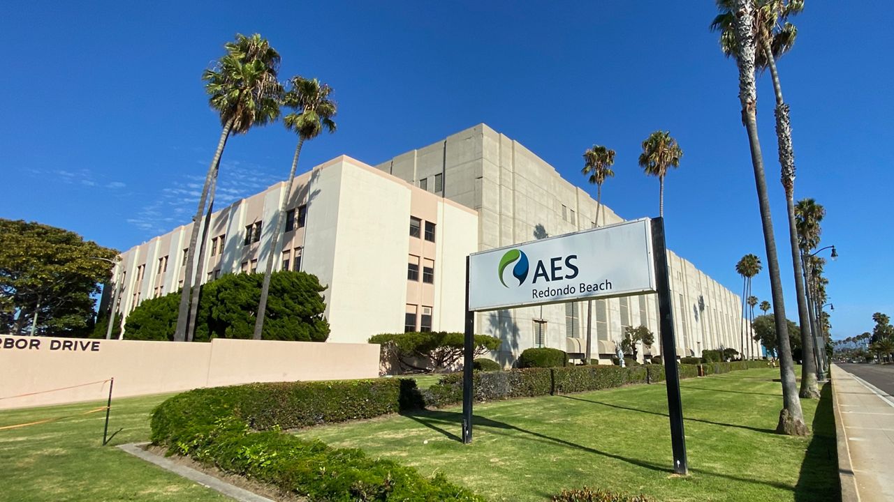 The AES Redondo power plant (Spectrum News/David Mendez)