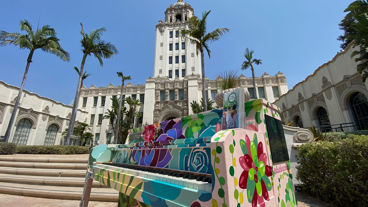 A Sing for Hope piano stands outside of Beverly Hills City Hall (Spectrum News/David Mendez)