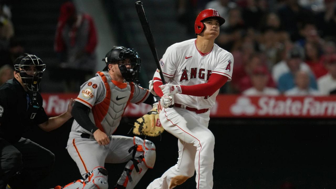 Angels lose 7th straight after Giants score 6 in the 9th