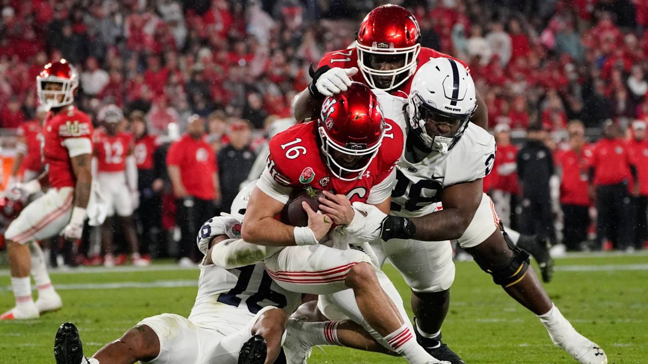 Big-play Penn State roars past Utah 35-21 in Rose Bowl