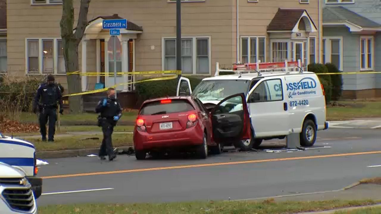 HeadOn Crash on Lake Avenue Leaves 1 Dead on Thursday