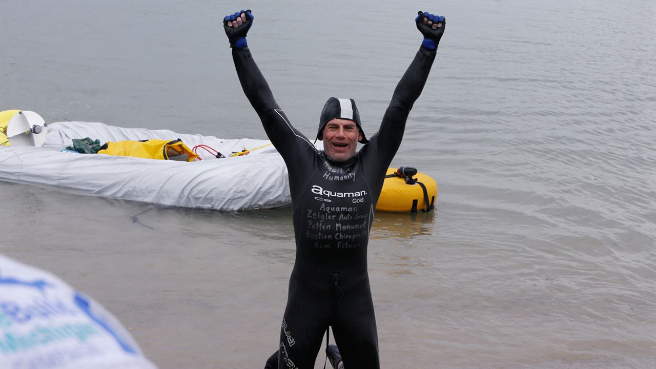 Lake Michigan marathon swimmer returning to fundraise