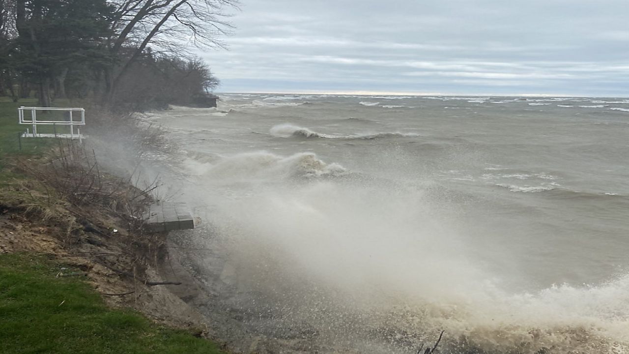 Lake Erie Water Levels Still Running High