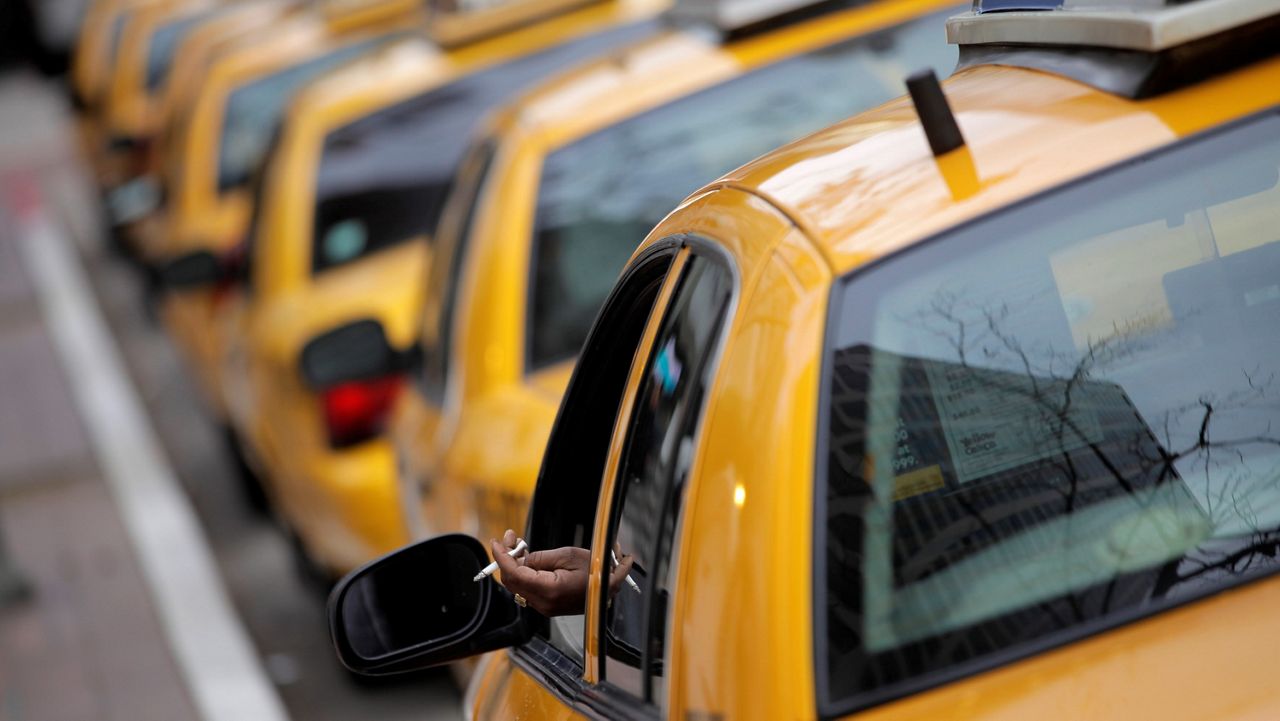 LA approves sweeping changes to taxi permitting system
