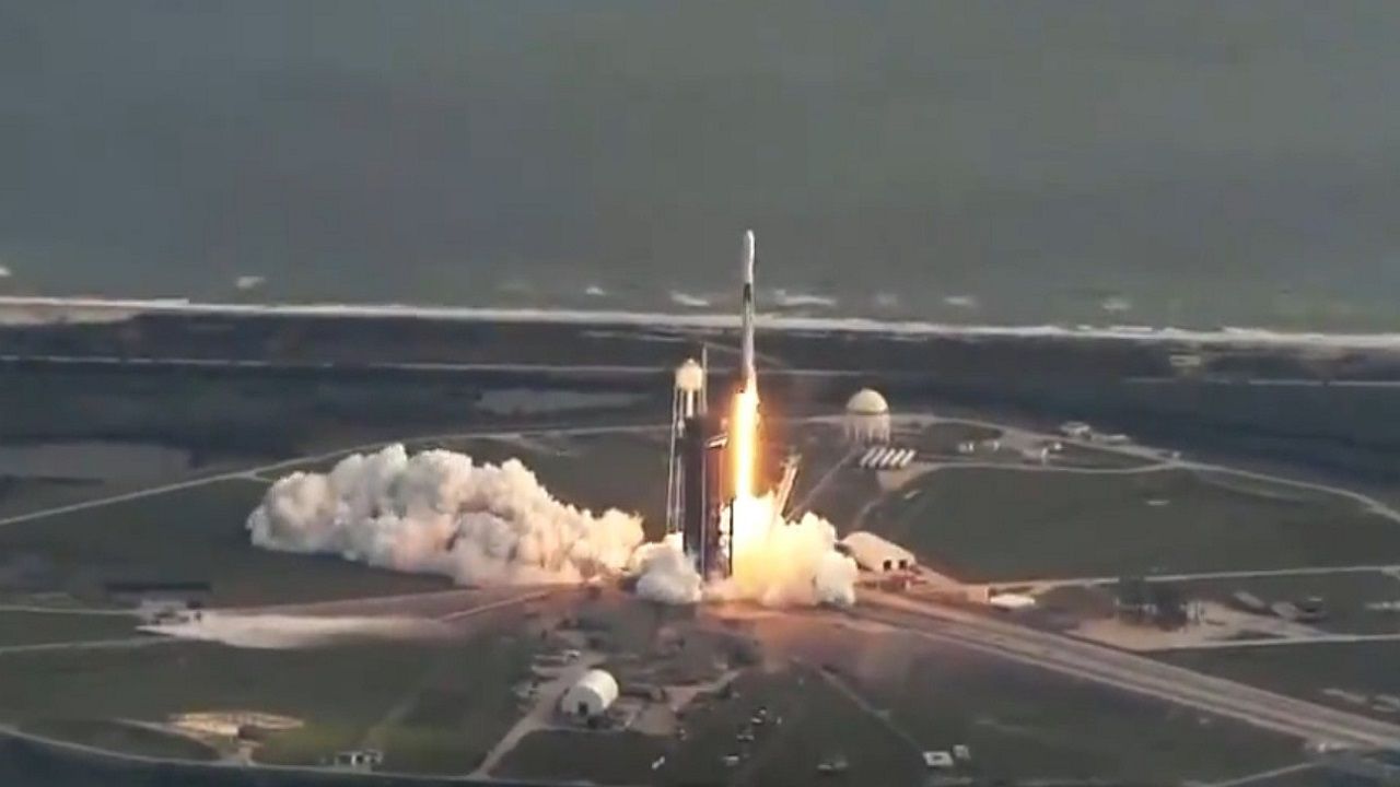 spacex falcon 9 rocket launch nasa