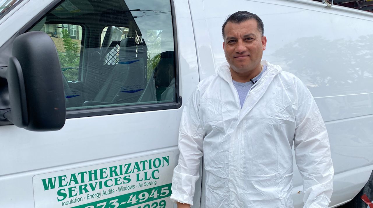 Removing lead paint hazards in Milwaukee homes