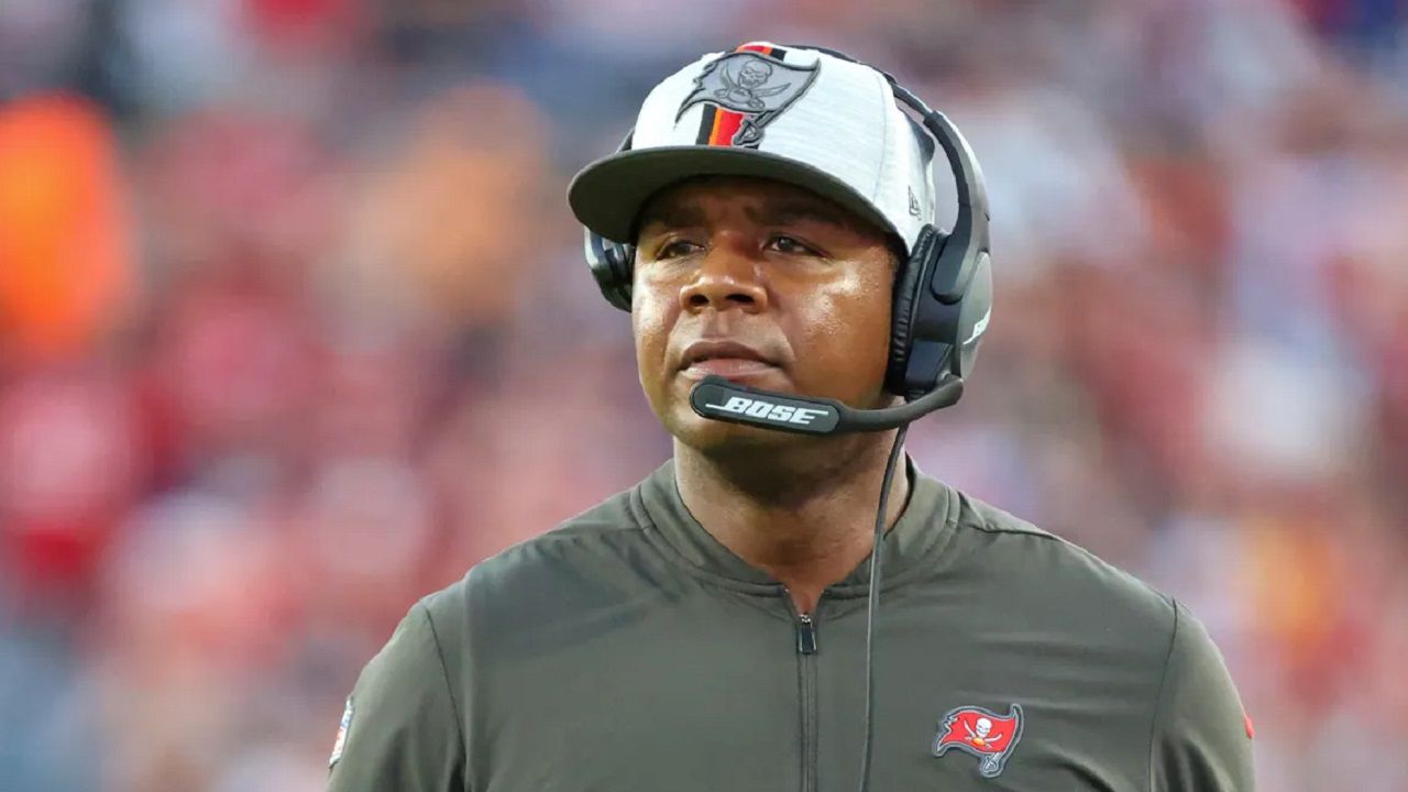 Buccaneers fire as Byron Leftwich as offensive coordinator