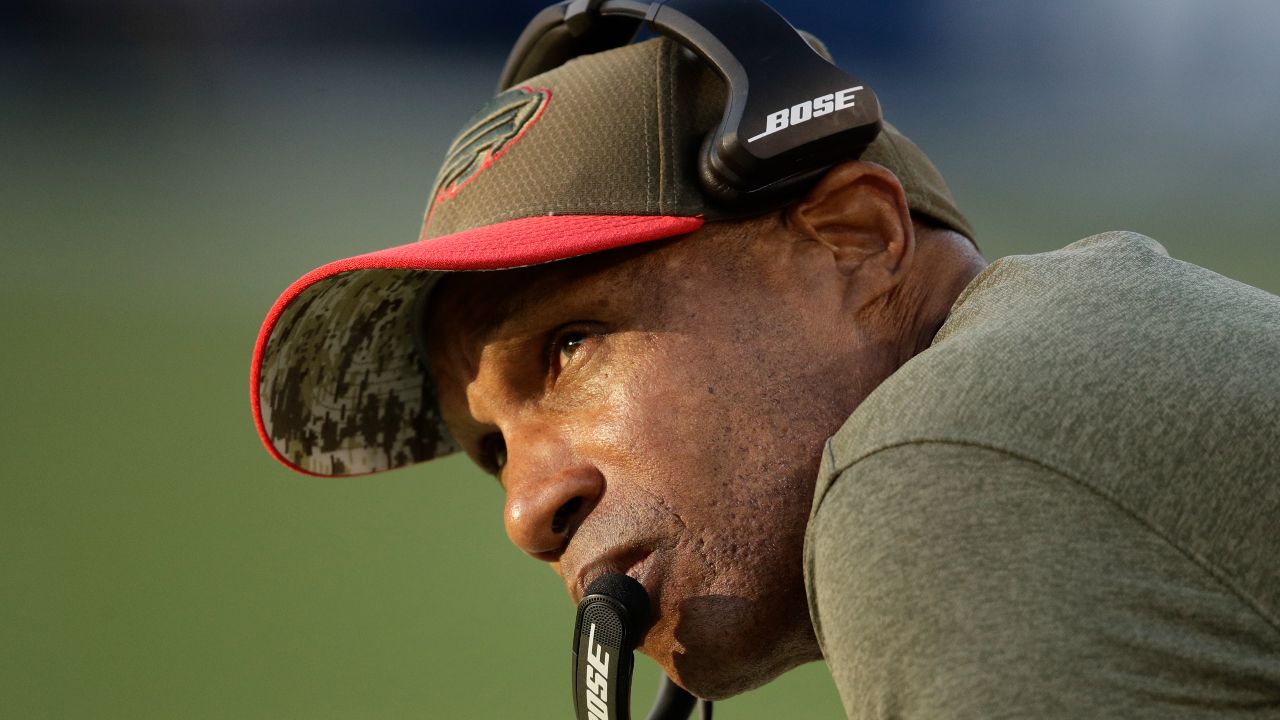 Buffalo Bills defensive coordinator Leslie Frazier to take year