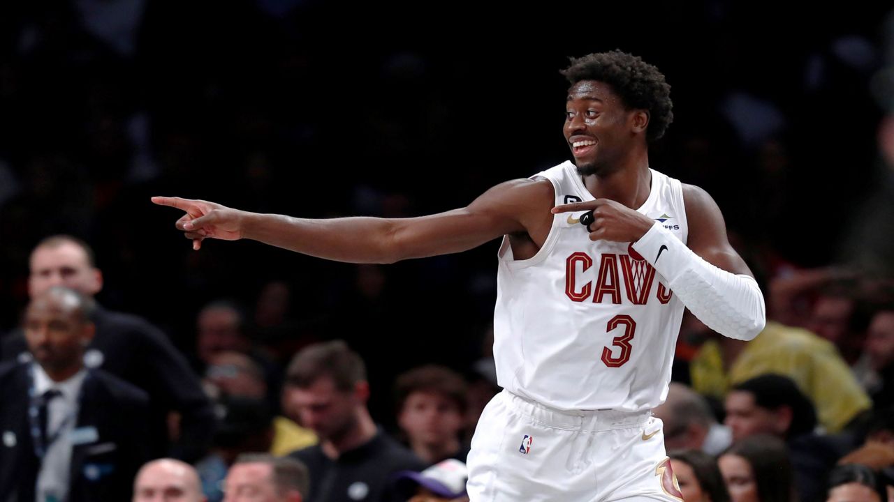 Cleveland Cavaliers sign 2022 draft picks Ochai Agbaji, Isaiah Mobley