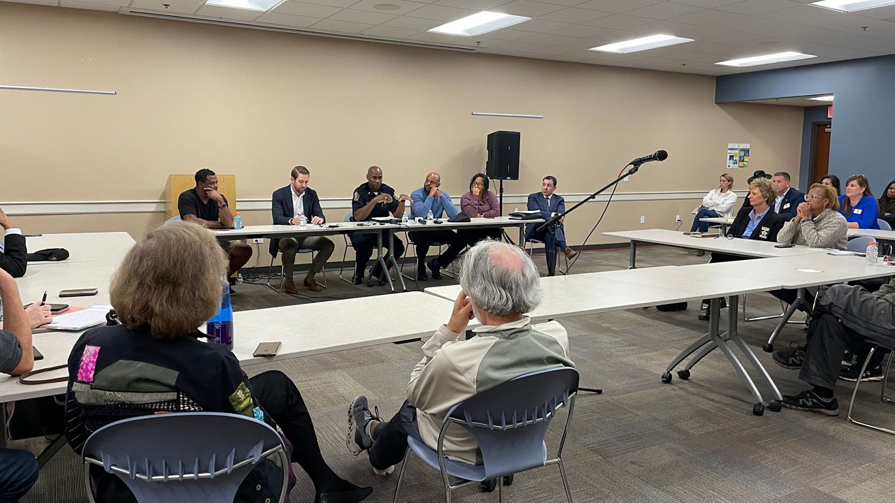Lexingtons neighborhoods pushes back on gun violence - Vimarsana News