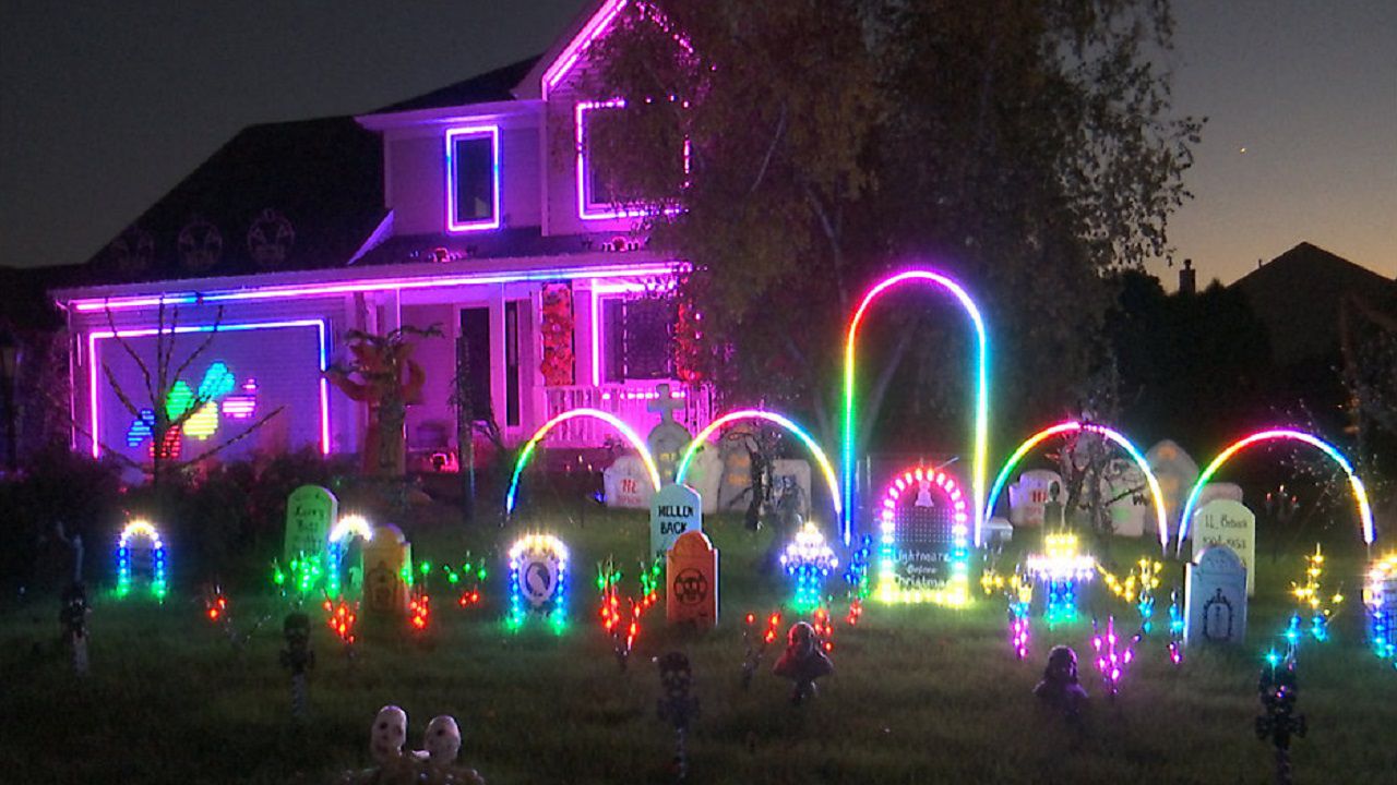 Light show brightens Germantown with Halloween spirit