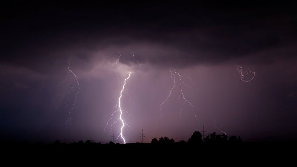 One bolt of lightning can reach temperatures up to 50,000 degrees—five times hotter than the sun. (Photo: Spectrum News 13)