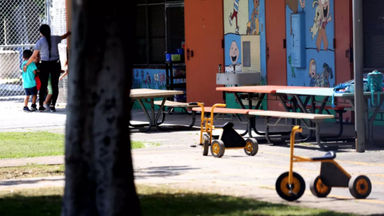 Lillian Street Elementary School is one of two schools in Los Angeles where Homeland Security agents tried to gain access. (Los Angeles Times/Genaro Molina)
