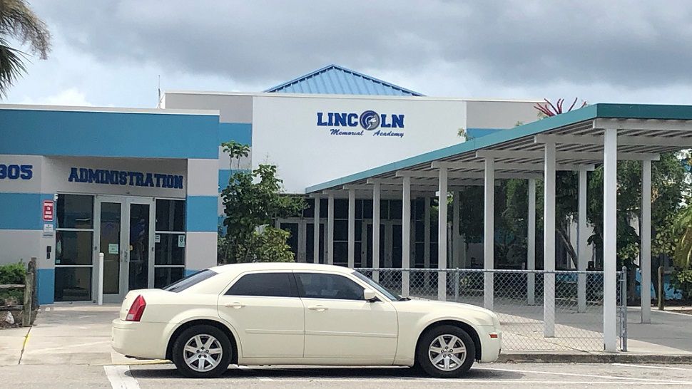 The former Lincoln Memorial Academy in Palmetto (Angie Angers/Spectrum Bay News 9)