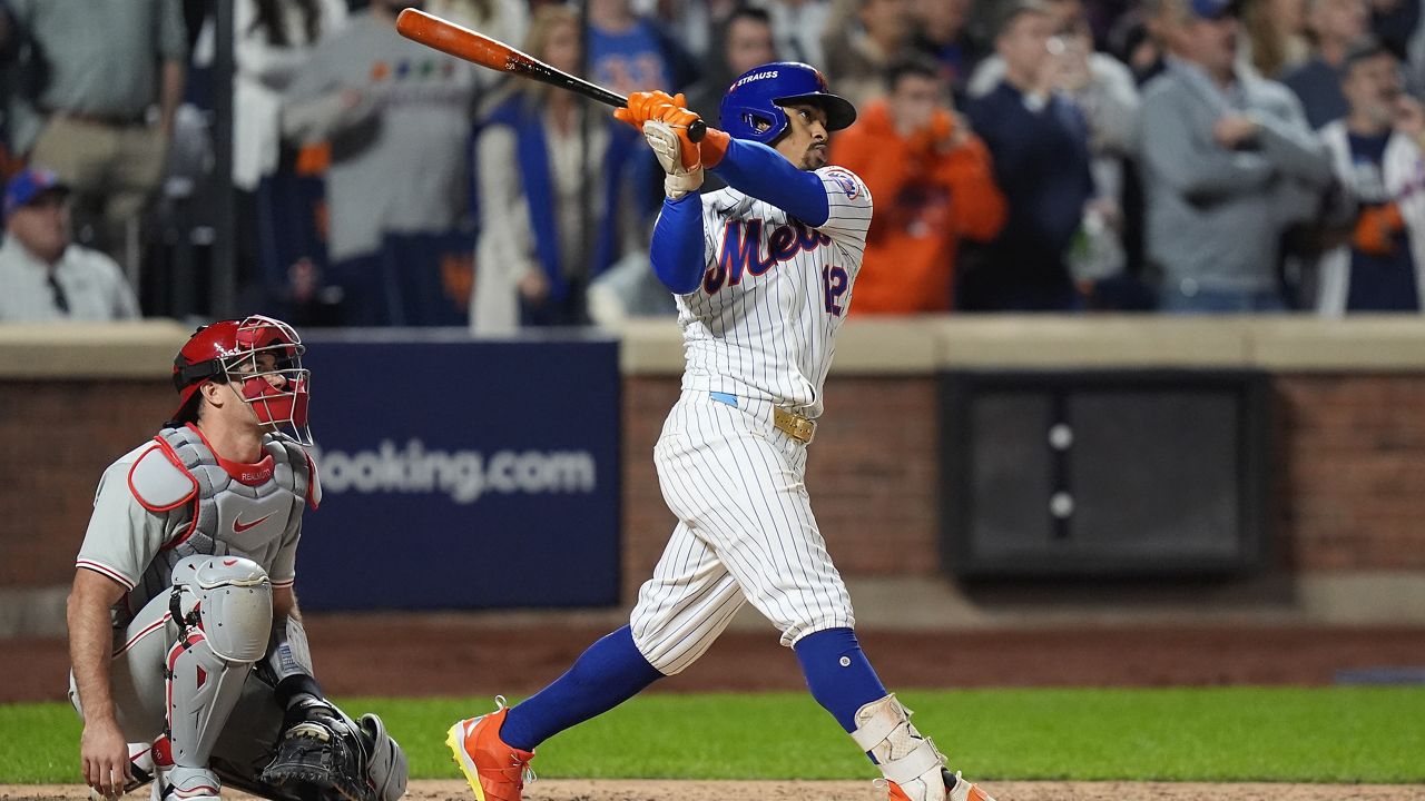 Lindor’s grand slam sends Mets into NLCS with 4-1 win over Phillies