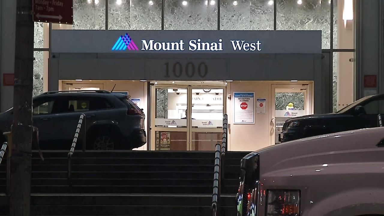 Mount Sinai nurse 