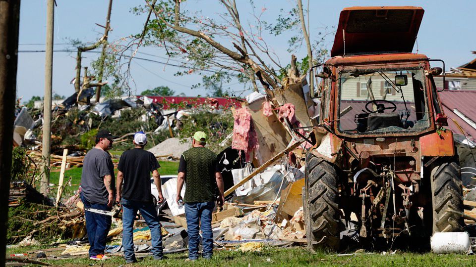 Midwest storms leave 14 people dead in Kentucky