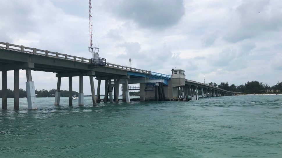 Starting June 10, the bridge that connects Bradenton Beach to Longboat Key will be under construction. (Courtesy of Angie Angers via Twitter) 