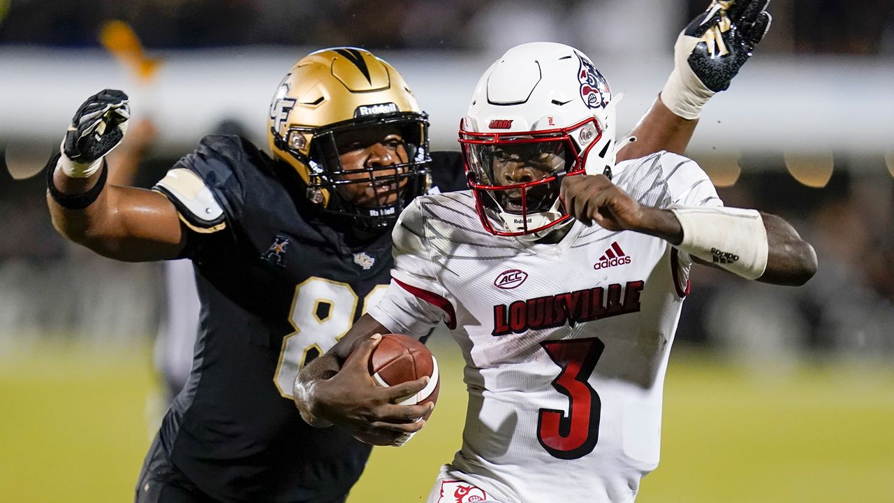 Malik Cunningham will return for Louisville football in 2022