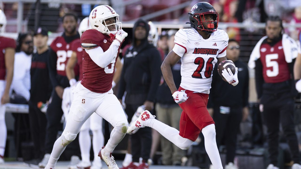 No. 22 Louisville falls to Stanford 38-35 on walk-off field goal