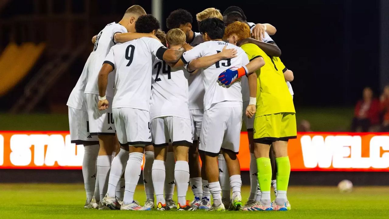 Louisville men's soccer season ends in stinging 3-1 defeat at No. 7 Clemson