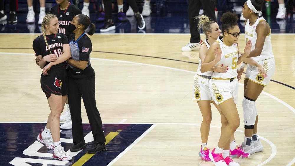 Louisville limited the Fighting Irish to 31.4% shooting and forced 22 turnovers, using a full-court press to create chaos while closing off entry passes in half-court sets. They held Notre Dame to under 50 points for the first time all season. (AP Photo/Robert Franklin)