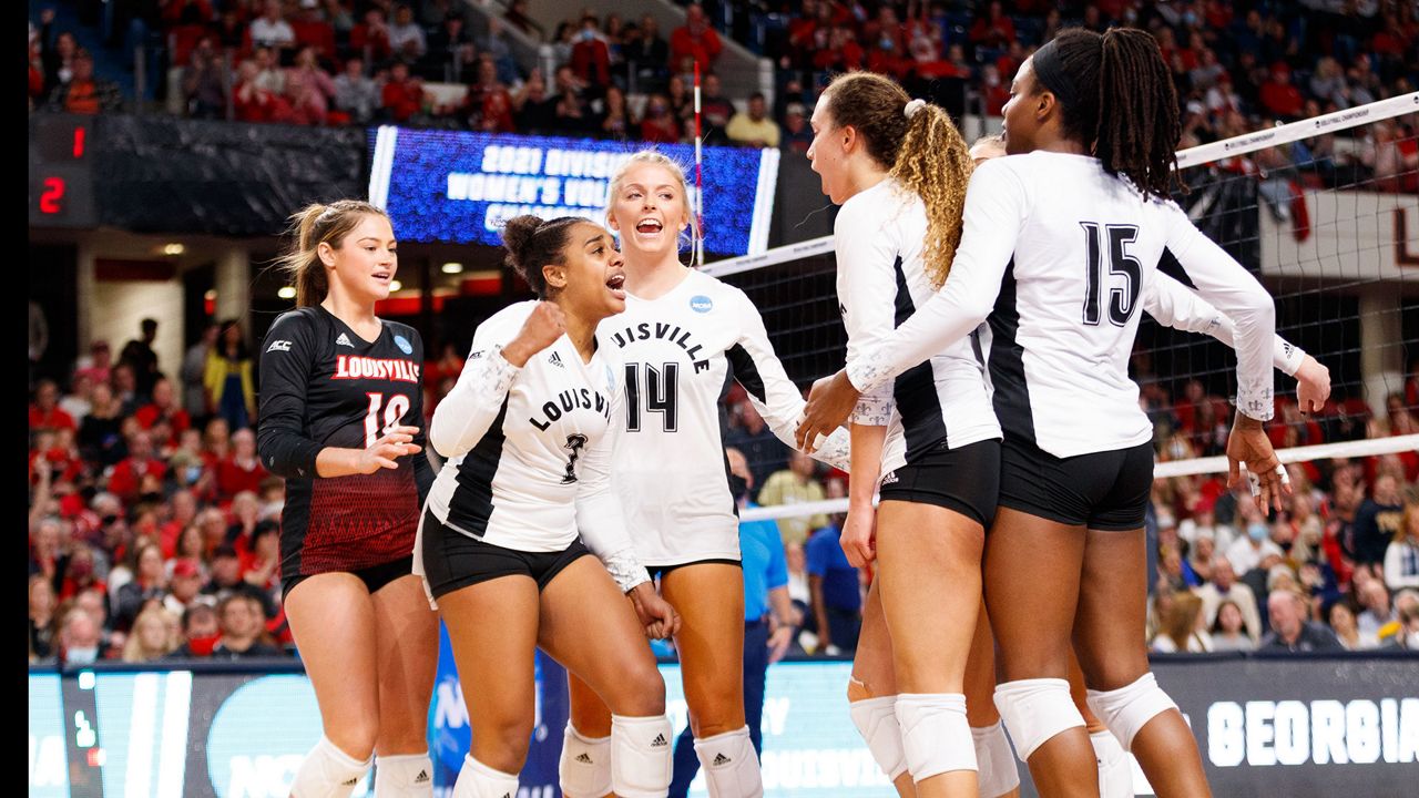 Louisville volleyball upsets Wisconsin, Kentucky falls to Nebraska in AVCA First Serve Showcase