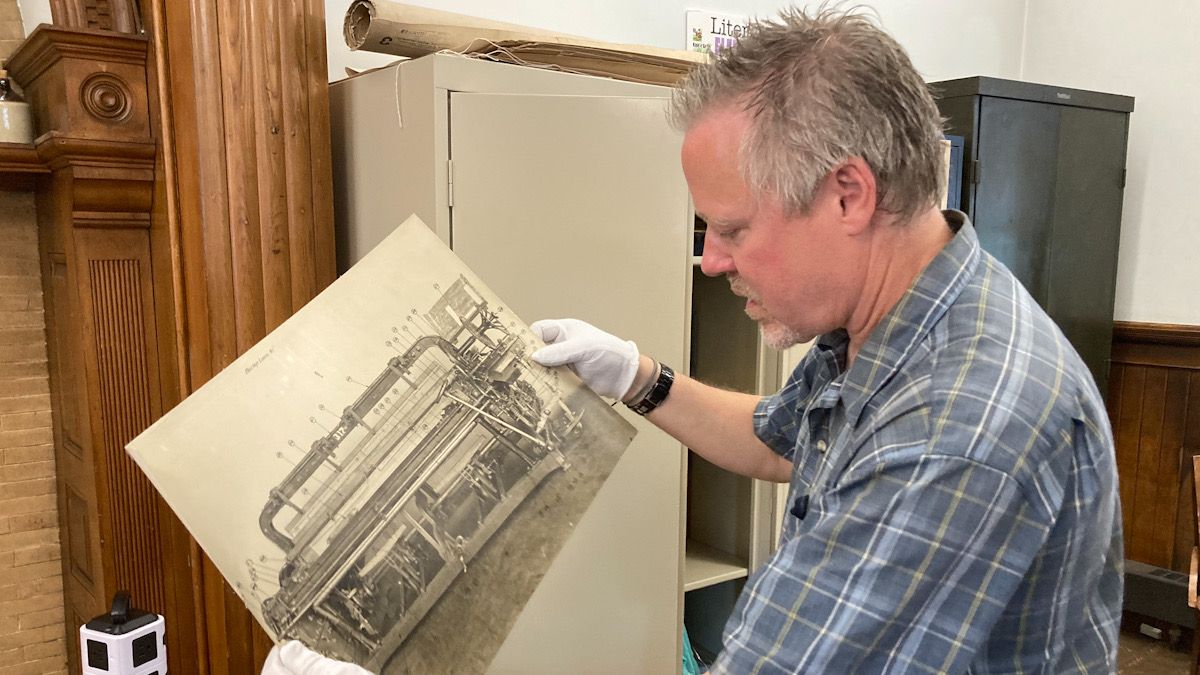Ludlow library looking to identify historic photos
