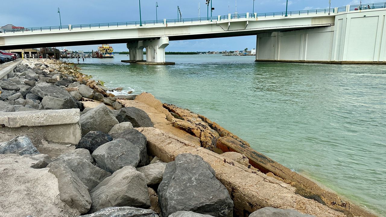 Madeira Beach leaders worry sand is building up around debris under John's Pass