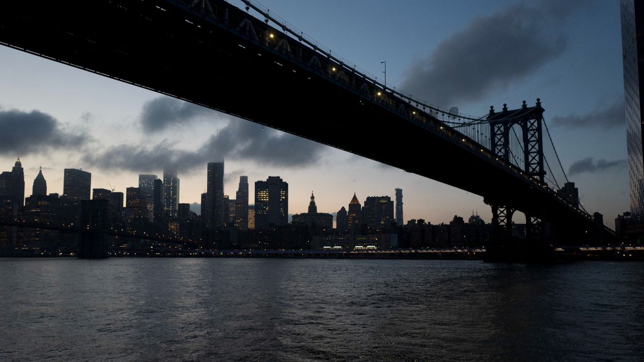 Manhattan Bridge