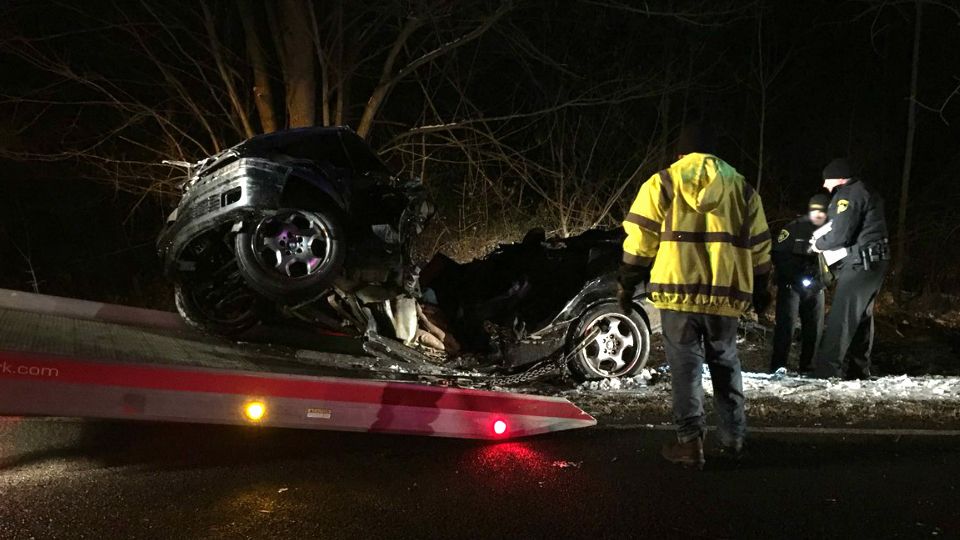 Deputies investigating double fatal crash in Marion