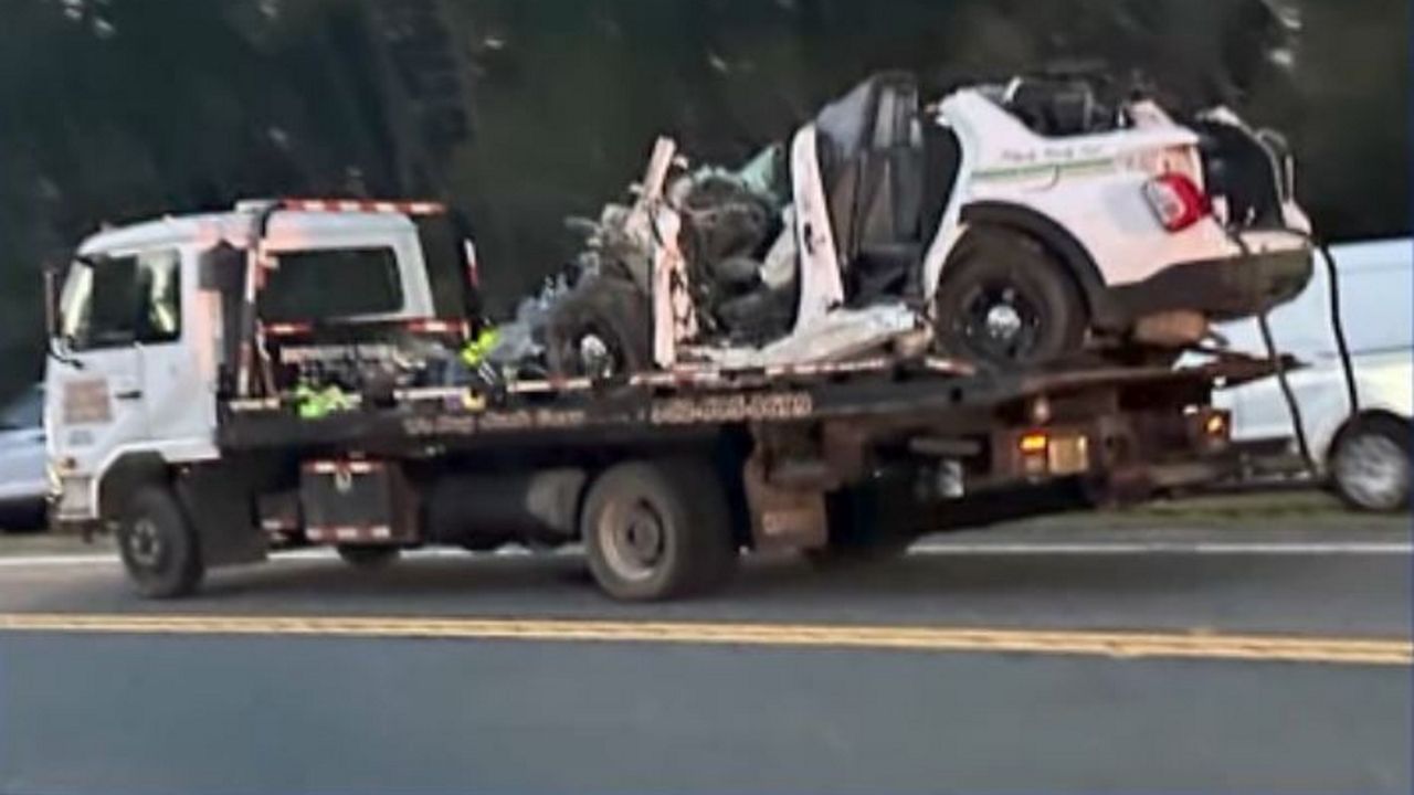 Members of the Florida Highway Patrol investigate a fatal crash Thursday on East Highway 40 involving a stolen Marion County Sheriff's Office patrol vehicle. (Photo: Marion County Sheriff's Office)