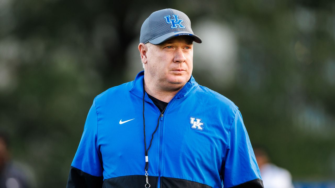 The Mark Stoops call-in show returns