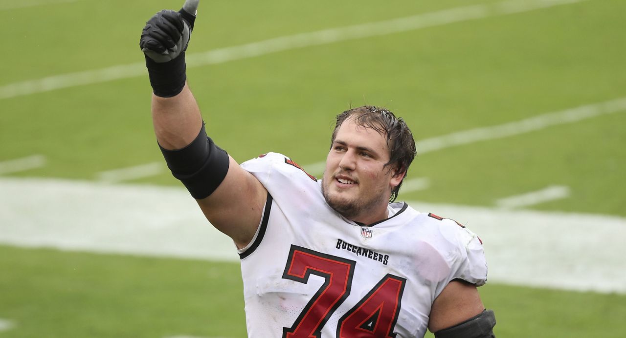 Bucs Pro Bowl OL Ali Marpet announces retirement at age 28