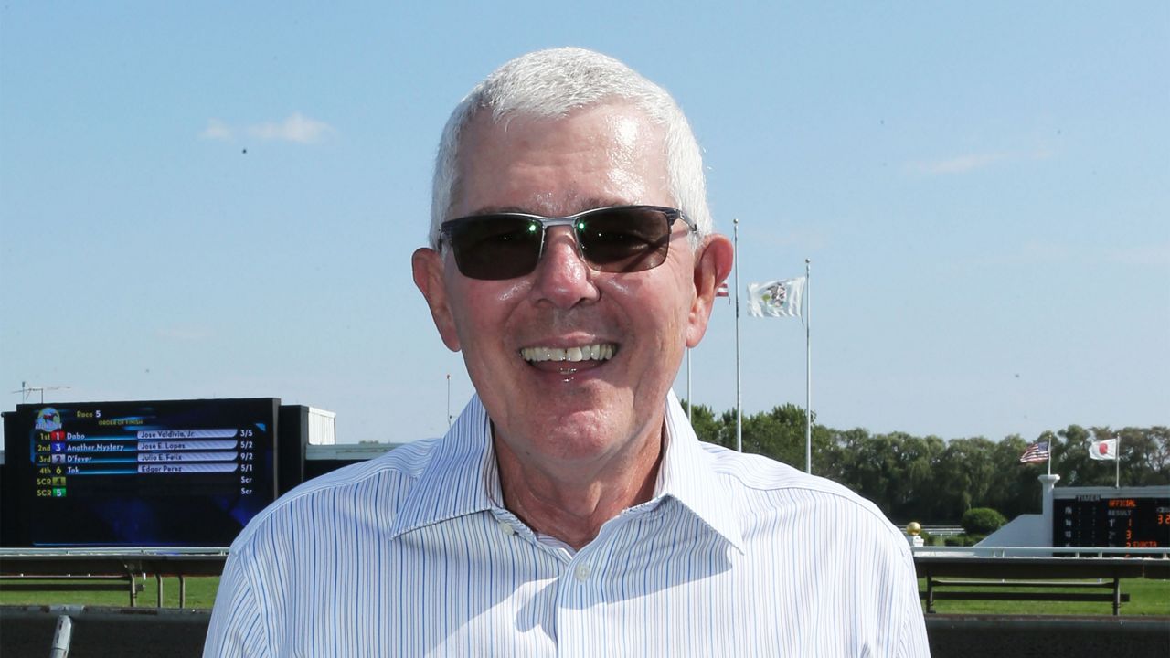 Churchill Downs oddsmaker Mike Battaglia retires
