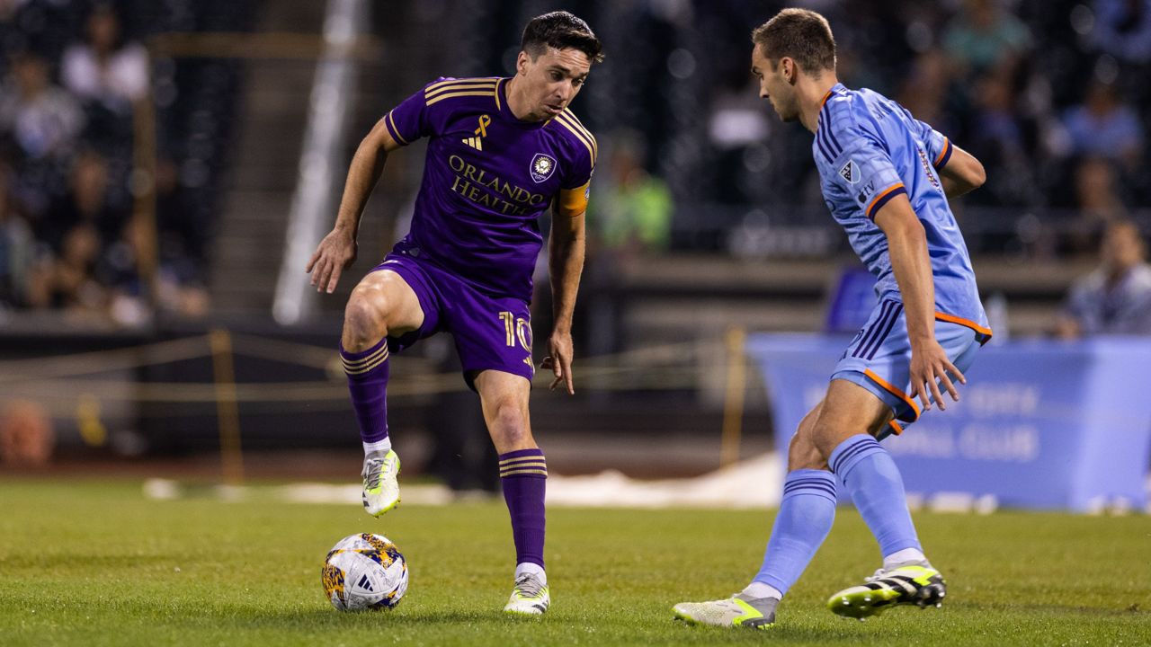 Columbus Crew team vs Orlando City